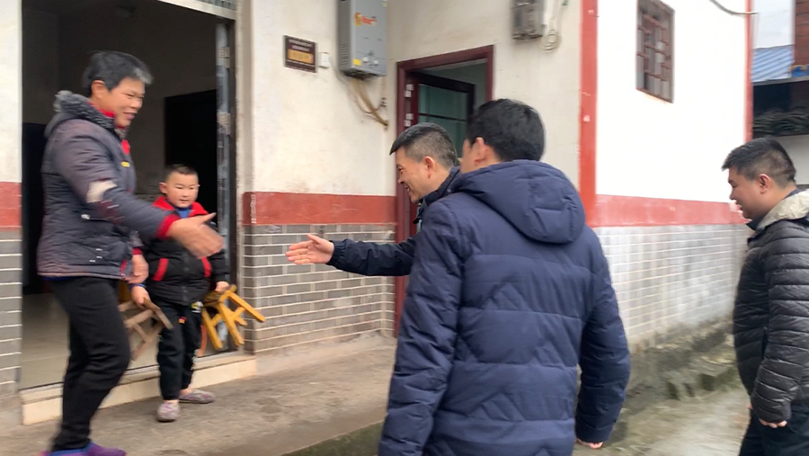 春風(fēng)行動(dòng)之走訪慰問員工 春風(fēng)行動(dòng)之走訪慰問員工